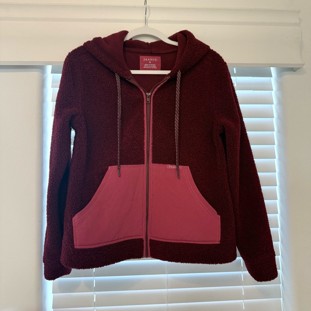 Jaanuu Maroon and Pink Fleece Hoodie Jacket Scrub Small S